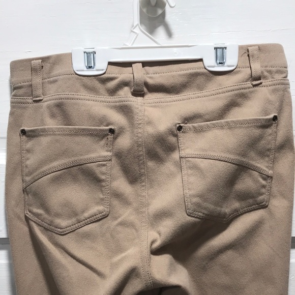 Time and Tru Stretch Pants SIZE M (8-10) - Picture 5 of 5